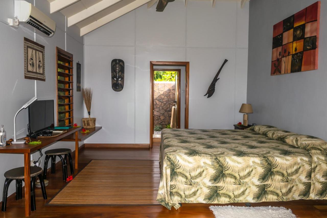 Aroha Taveuni Beachfront Bures Waiyevo Exterior photo