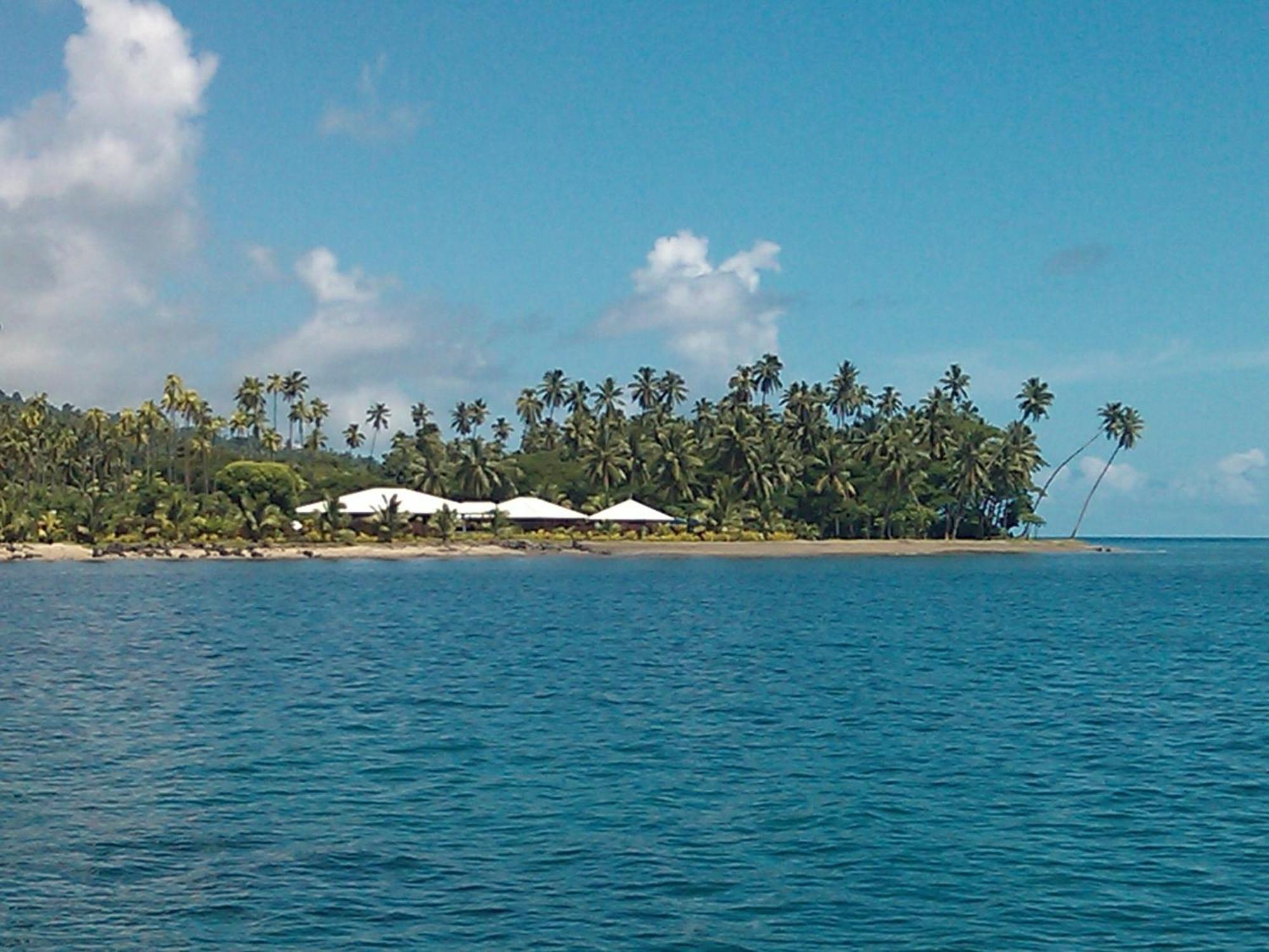 Aroha Taveuni Beachfront Bures Waiyevo Exterior photo